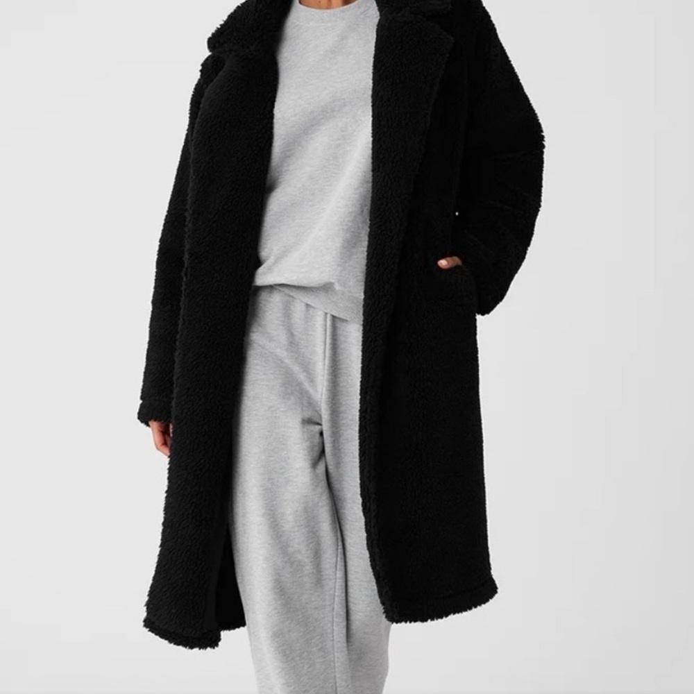 alo oversize sherpa coat